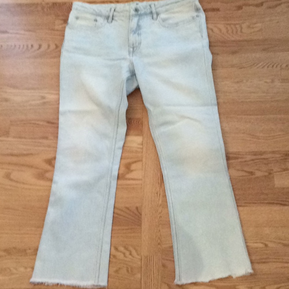 Vineyard Vines Kick Flare Jeans
